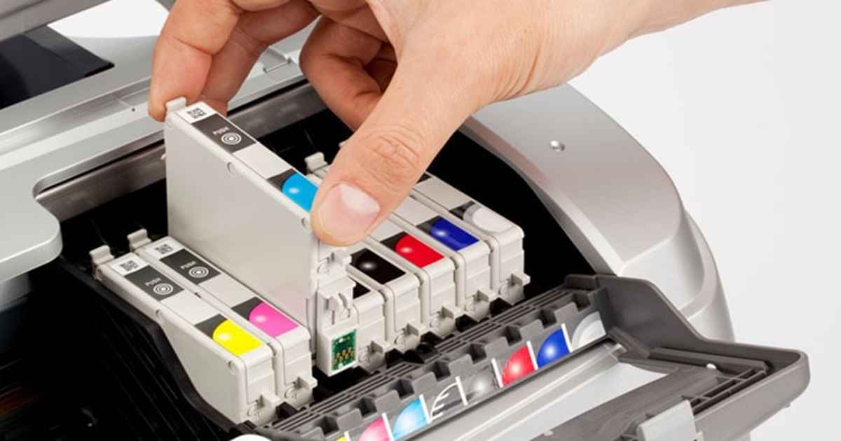 یکی دیگر از قطعات تشکیل دهنده پرینتر، کارتریج است.